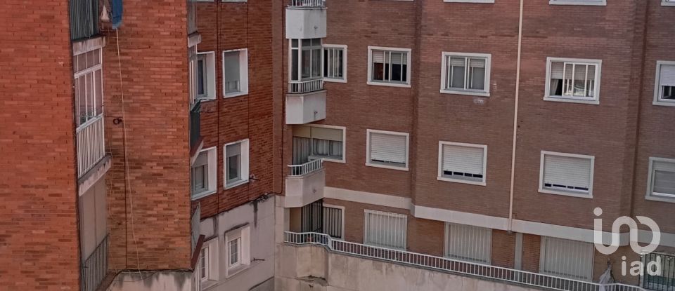 Appartement 3 chambres de 65 m² à Salamanca (37004)