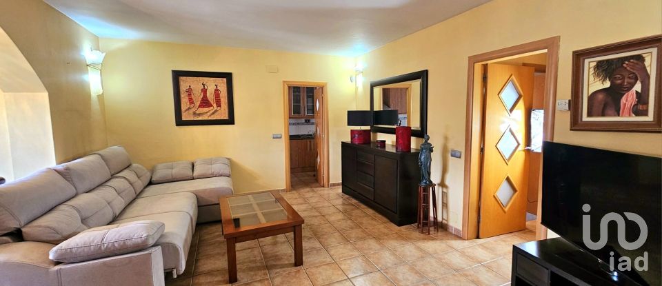 Lodge 4 bedrooms of 272 m² in Vallirana (08759)