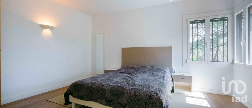 Mansion 4 bedrooms of 256 m² in Argentona (08310)