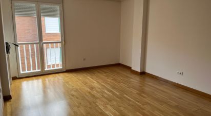 Appartement 3 chambres de 92 m² à León (24006)