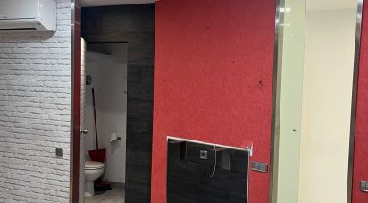Shop / premises commercial of 35 m² in Terrassa (08225)