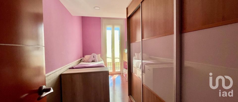 Casa adossada 3 habitacions de 120 m² a Badalona (08912)