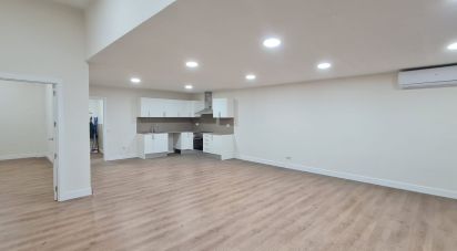 Gîte 4 chambres de 213 m² à Barcelona (08020)