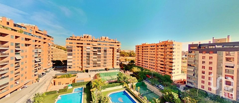 Piso 2 habitaciones de 104 m² en Alicante/Alacant (03005)