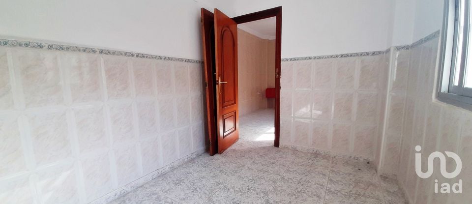 Piso 3 habitaciones de 56 m² en Alicante/Alacant (03014)