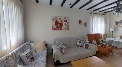 Appartement 2 chambres de 70 m² à Bras del Port (03130)