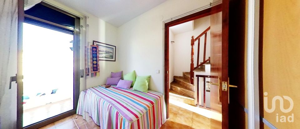 Gîte 4 chambres de 154 m² à El Vendrell (43700)