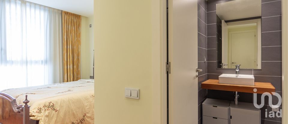 Appartement 3 chambres de 89 m² à Barcelona (08002)