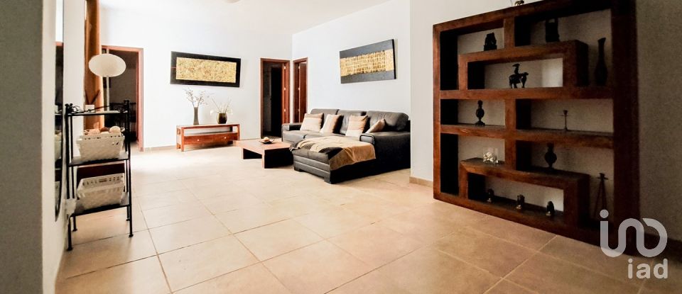Maison 5 chambres de 180 m² à Playa Blanca (35580)