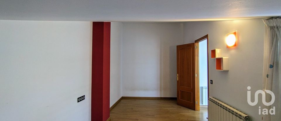 Dúplex 0 habitacions de 111 m² a Sant Fruitós de Bages (08272)