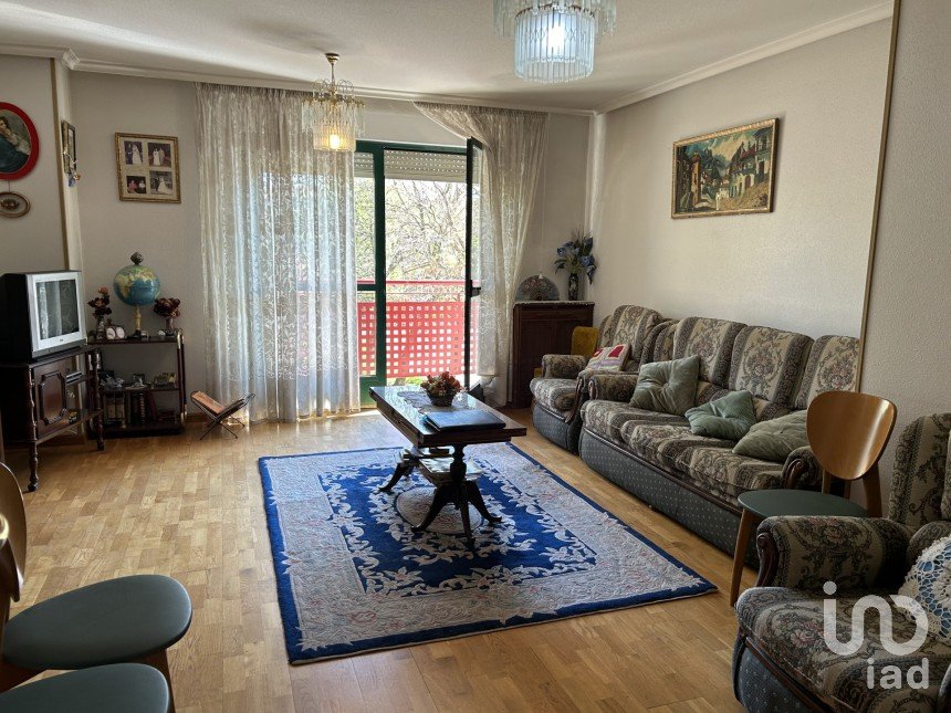 Appartement 3 chambres de 130 m² à León (24007)