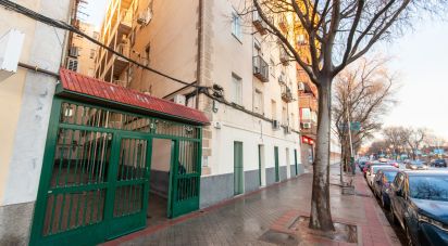 Pis 3 habitacions de 60 m² a Madrid (28045)