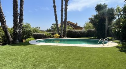 Casa rural 4 habitaciones de 353 m² en Vilanova i la Geltrú (08800)