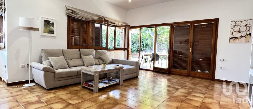 Gîte 4 chambres de 485 m² à Vilanova i la Geltrú (08800)