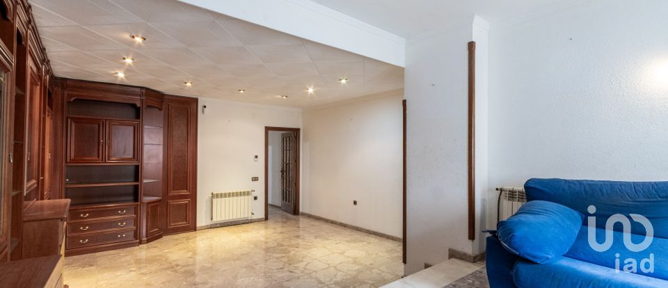 Casa 5 habitacions de 260 m² a Terrassa (08224)