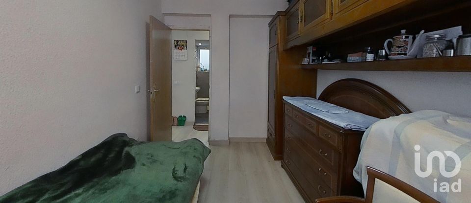 Pis 3 habitacions de 58 m² a Zaragoza (50011)