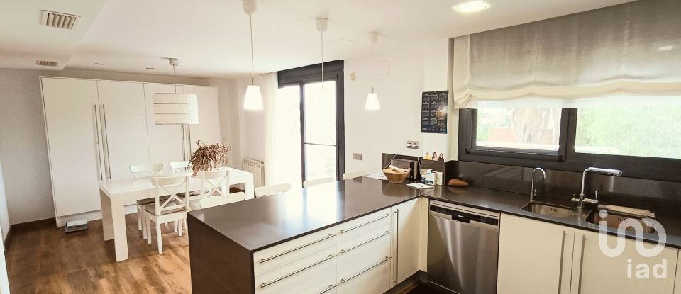 House 4 bedrooms of 300 m² in L'Ametlla de Mar (43860)