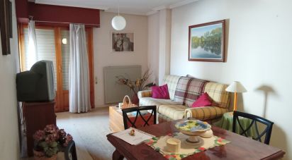 Piso 3 habitaciones de 95 m² en La Bañeza (24750)