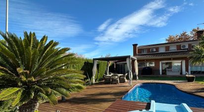 House 4 bedrooms of 293 m² in Calafell (43820)