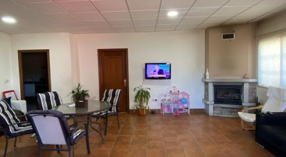 Casa 3 habitacions de 163 m² a Castrelo (36639)