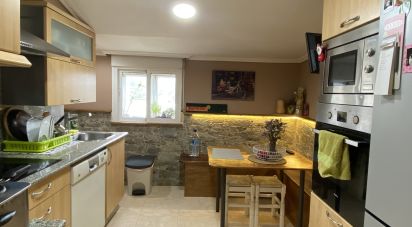 Apartment 3 bedrooms of 63 m² in Cambados (36630)