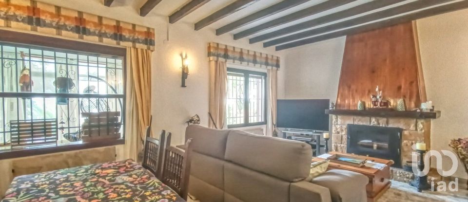 Cottage 4 bedrooms of 182 m² in Hoya de Los Patos (03111)