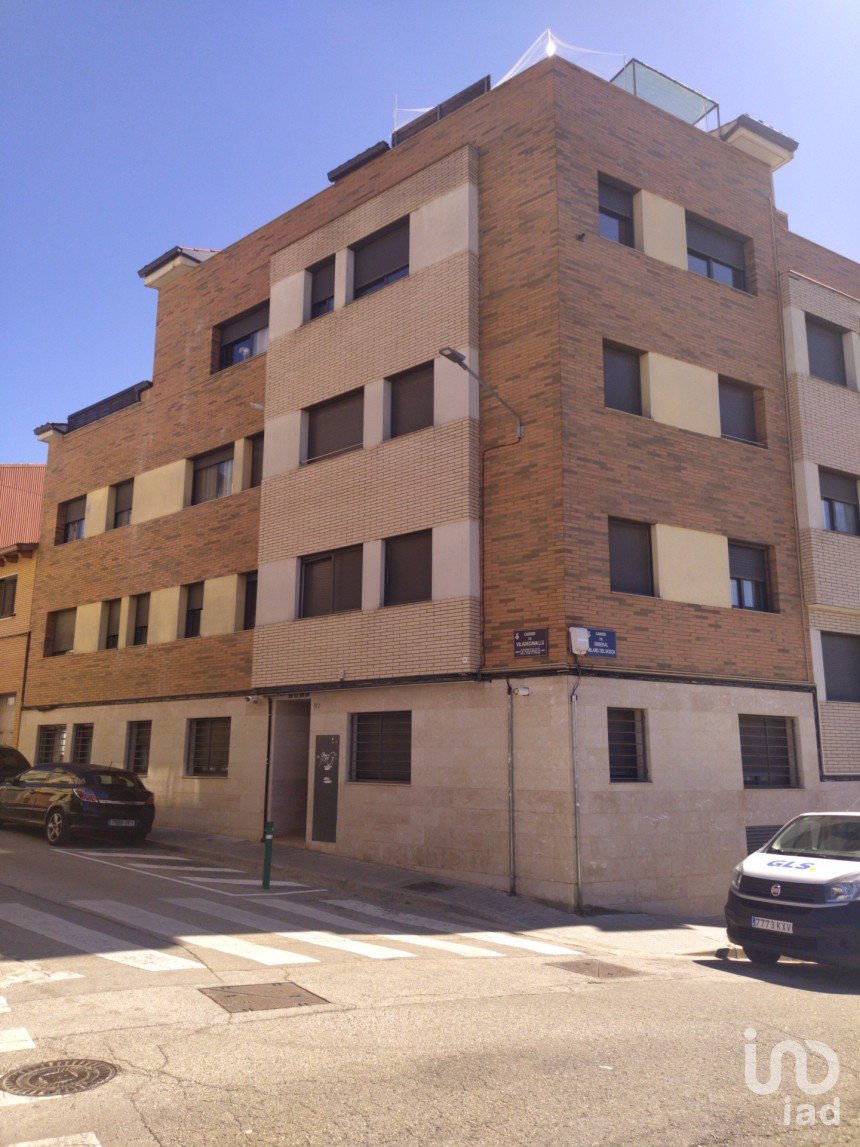 Duplex 2 chambres de 72 m² à Terrassa (08225)