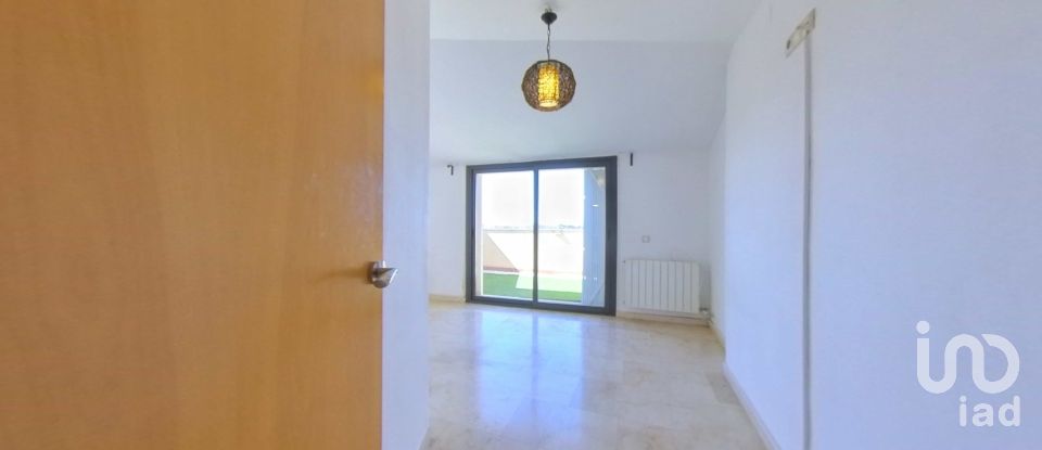 Dúplex 2 habitacions de 72 m² a Terrassa (08225)