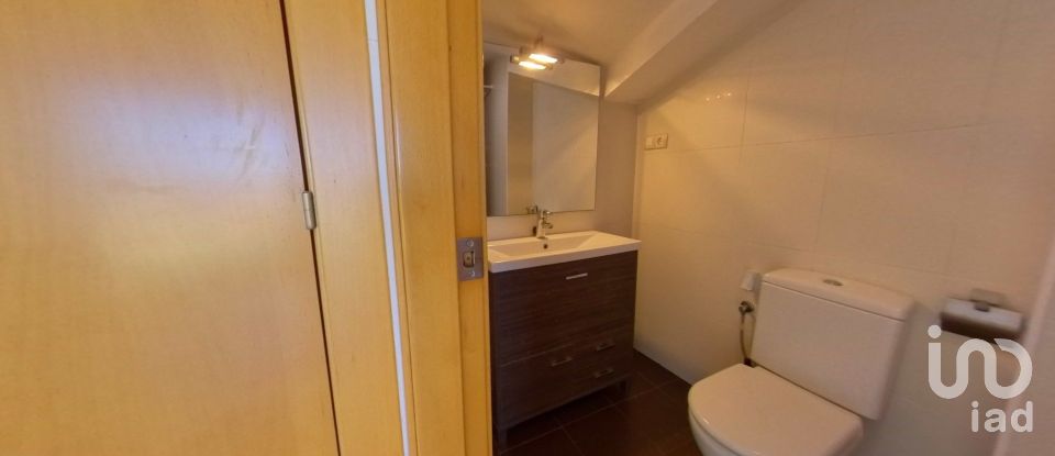 Duplex 2 bedrooms of 72 m² in Terrassa (08225)