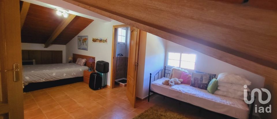 Xalet 6 habitacions de 424 m² a Náquera (46119)