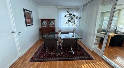 Apartment 4 bedrooms of 188 m² in Barcelona (08034)
