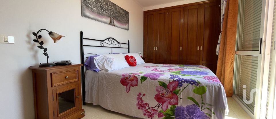 Gîte 3 chambres de 155 m² à San Isidro de Abona (38611)