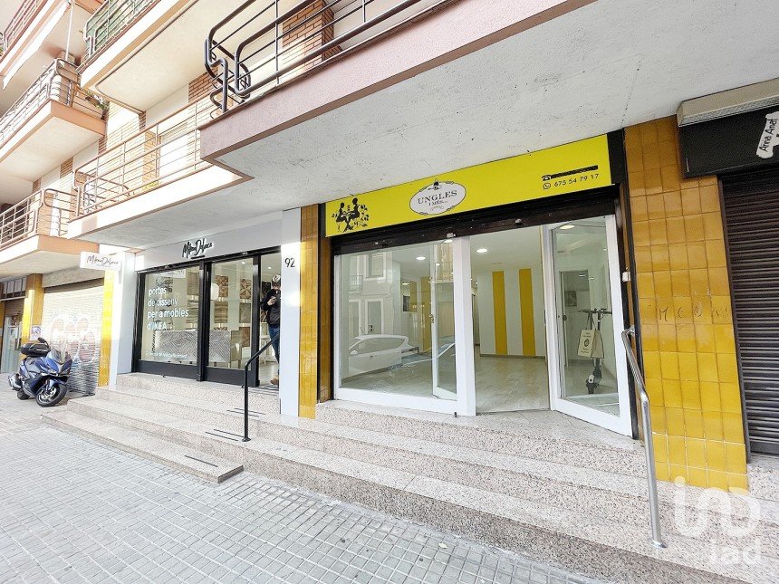 Shop / premises commercial of 40 m² in Sabadell (08201)