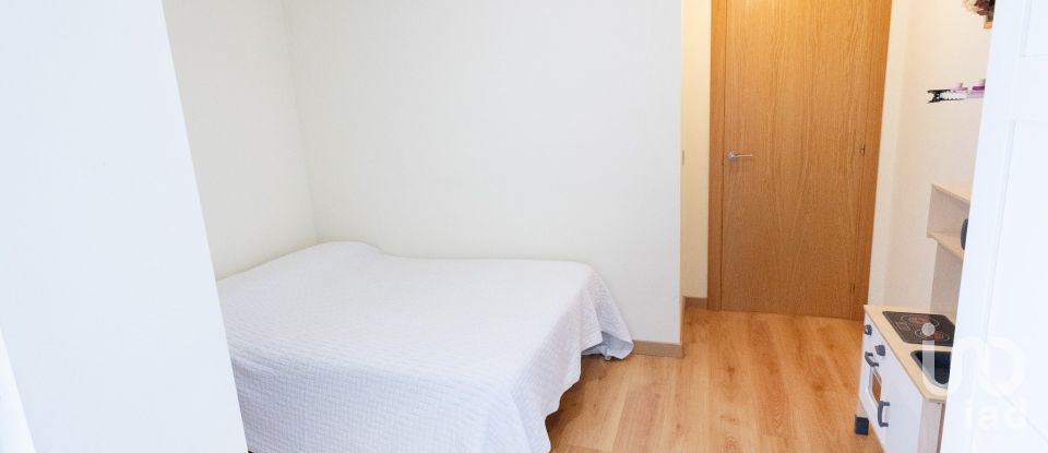 Piso 3 habitaciones de 98 m² en León (24005)