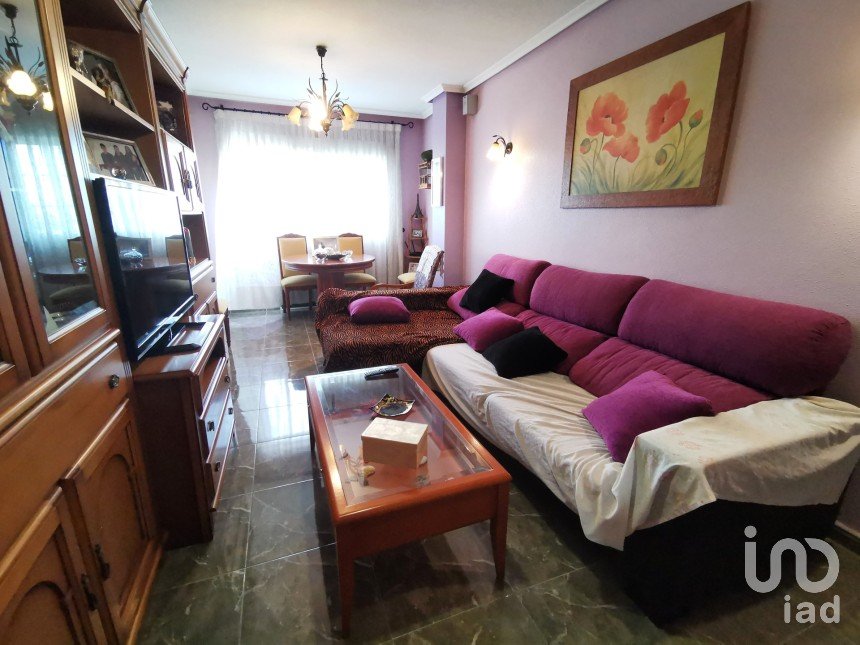 Appartement 3 chambres de 121 m² à Callosa de Segura (03360)