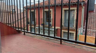 Apartment 4 bedrooms of 93 m² in Soria (42002)