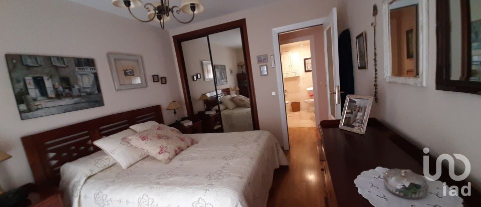 Piso 3 habitaciones de 140 m² en León (24007)