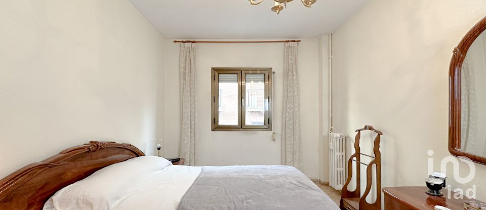 Piso 3 habitaciones de 90 m² en Madrid (28012)