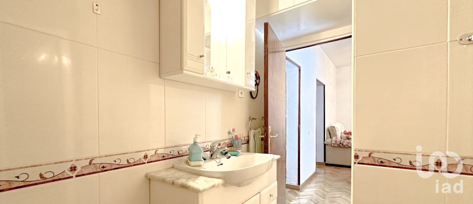 Apartment 3 bedrooms of 90 m² in Madrid (28012)