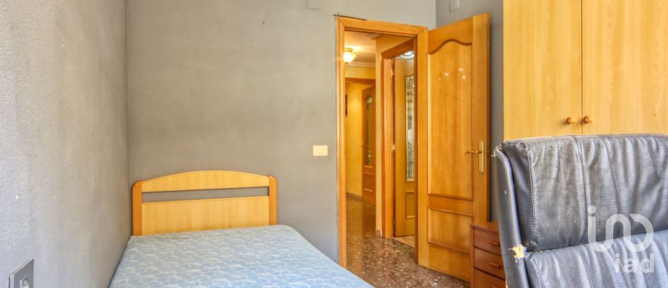 Pis 4 habitacions de 115 m² a Onda (12200)
