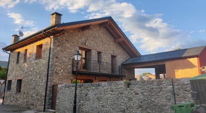 Mansion 4 bedrooms of 197 m² in Bellver de Cerdanya (25720)