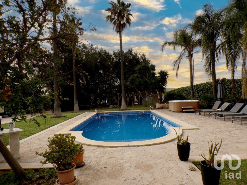 Maison 4 chambres de 3 631 m² à Santa María del Camí (07320)