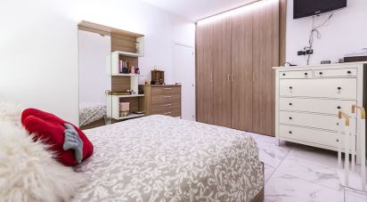 Piso 3 habitaciones de 128 m² en Barcelona (08013)
