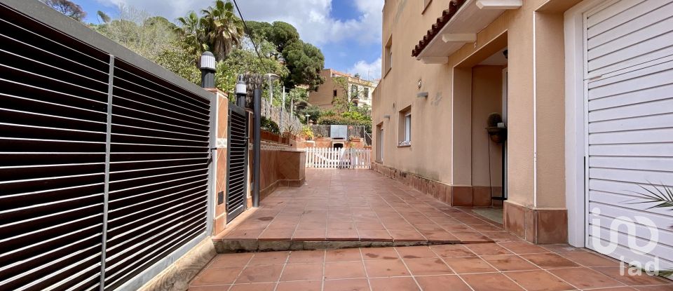 Casa 4 habitaciones de 166 m² en Sant Andreu de Llavaneres (08392)