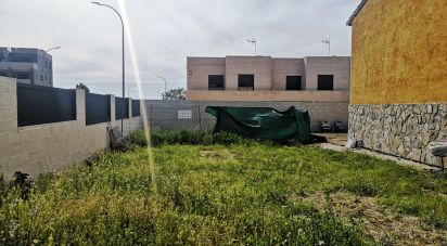Terrain de 227 m² à Casarrubuelos (28977)