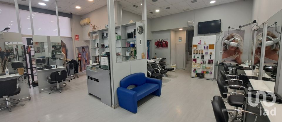 Shop / premises commercial of 88 m² in Sant Andreu de la Barca (08740)