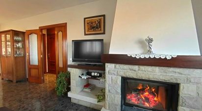 Lodge 4 bedrooms of 314 m² in Almenar (25126)