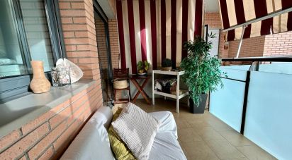 Appartement 3 chambres de 121 m² à Montcada i Reixac (08110)