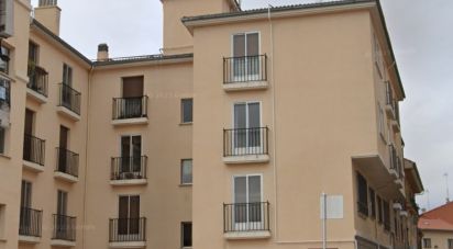 Apartment 3 bedrooms of 67 m² in Ávila (05002)