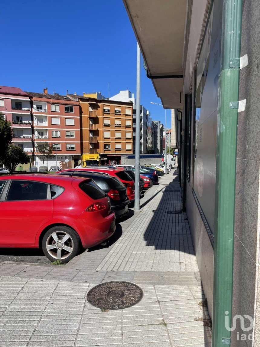 Shop / premises commercial of 150 m² in Vilagarcía de Arousa (36600)